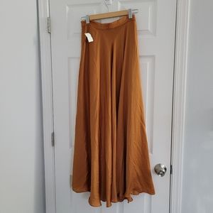 Akira Satin Rust Maxi Skirt W Slit M